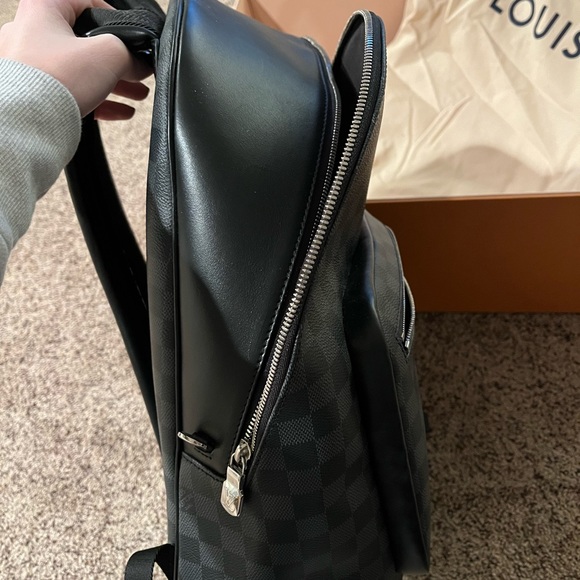 Louis Vuitton Damier Graphite Josh Backpack - Picture 6 of 11